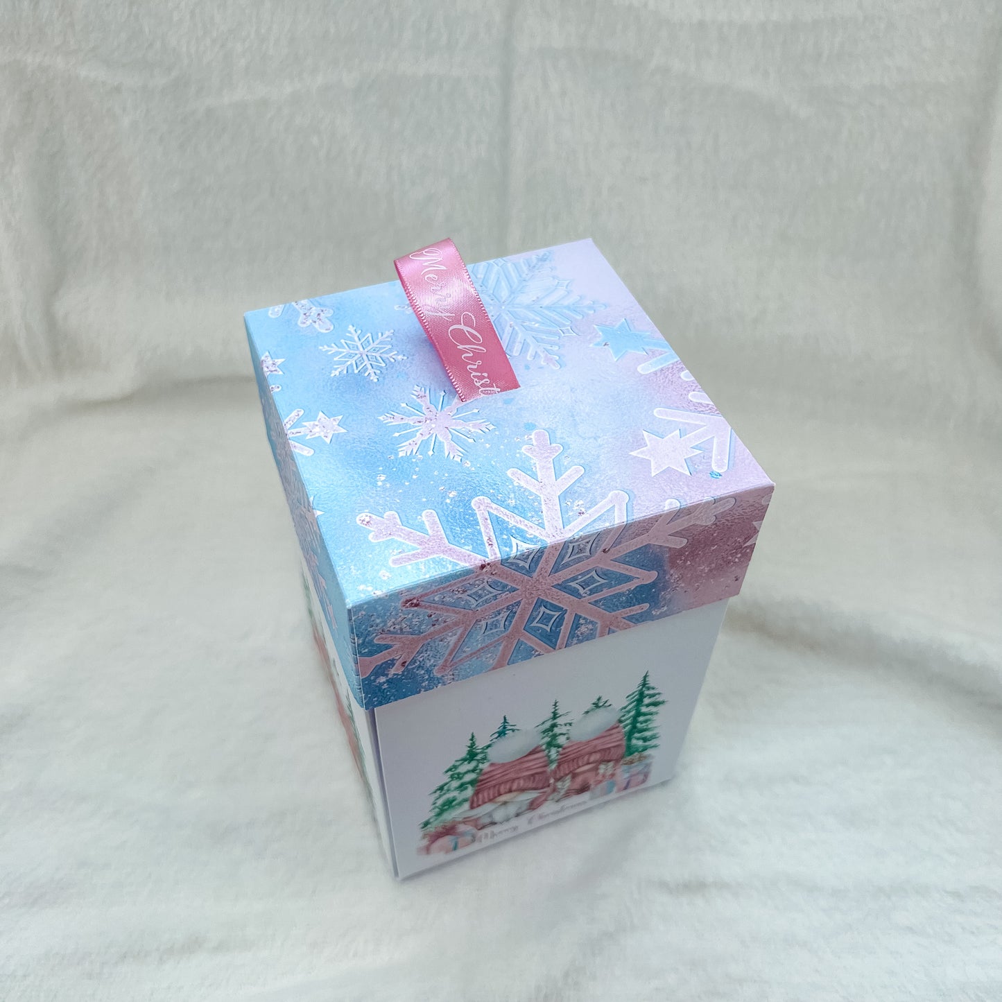 Exploding gift box